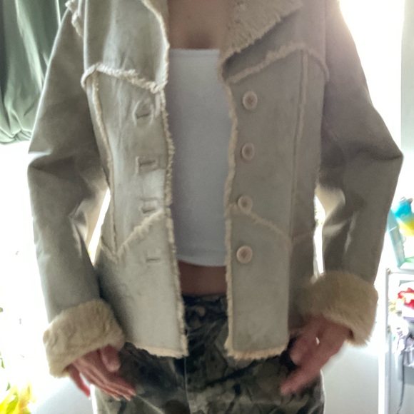 VINTAGE 100% REAL LEATHER SHEARLING DELIAS JACKET NWOT - Picture 5 of 6